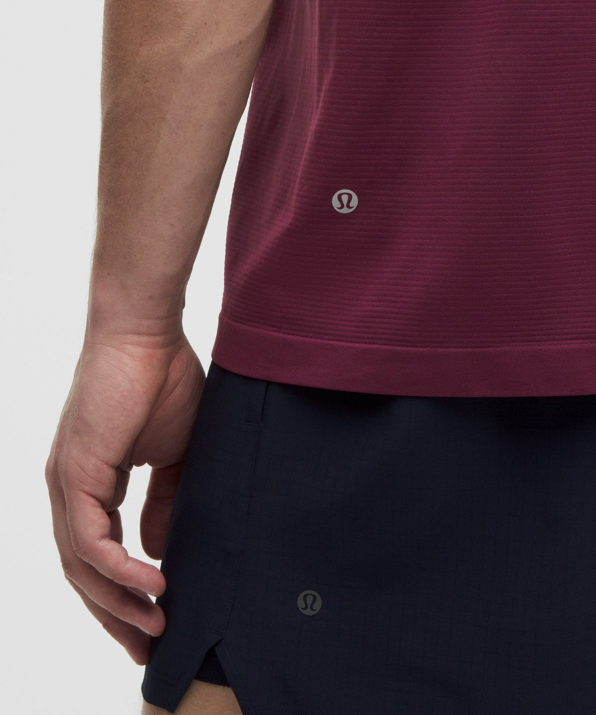 Rocket Red/Light Ivory/Burgundy Bay