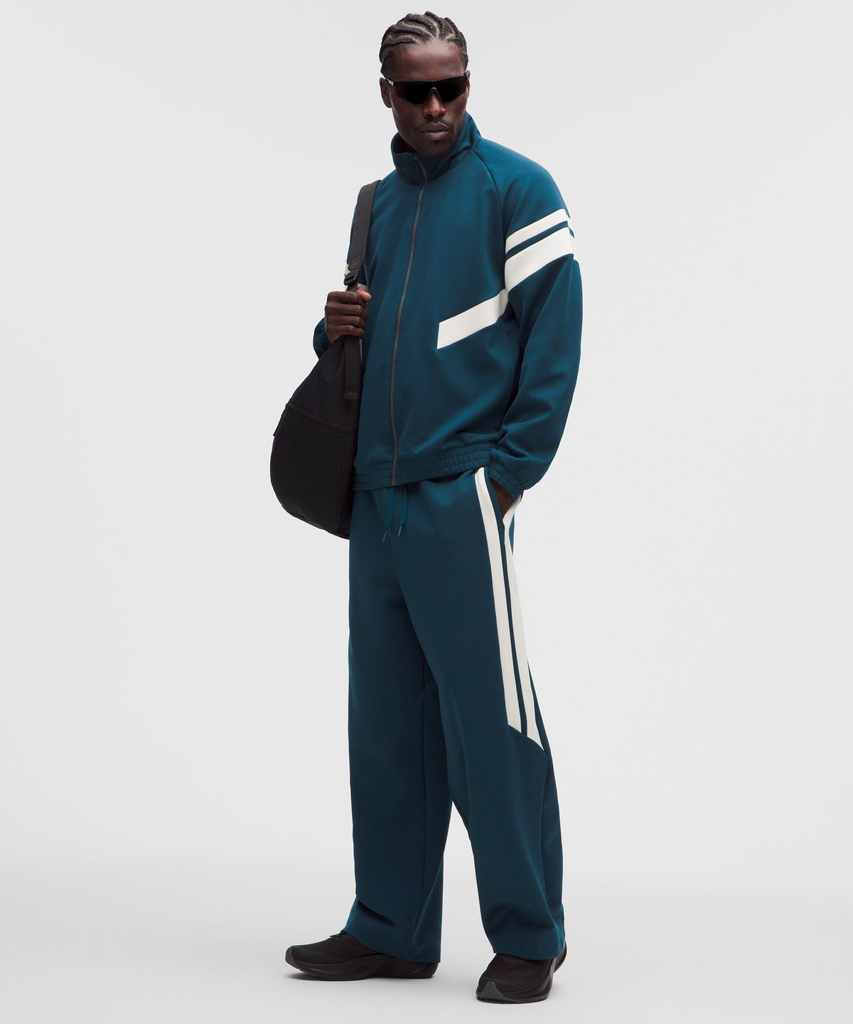 Remixed Marine/Light Ivory