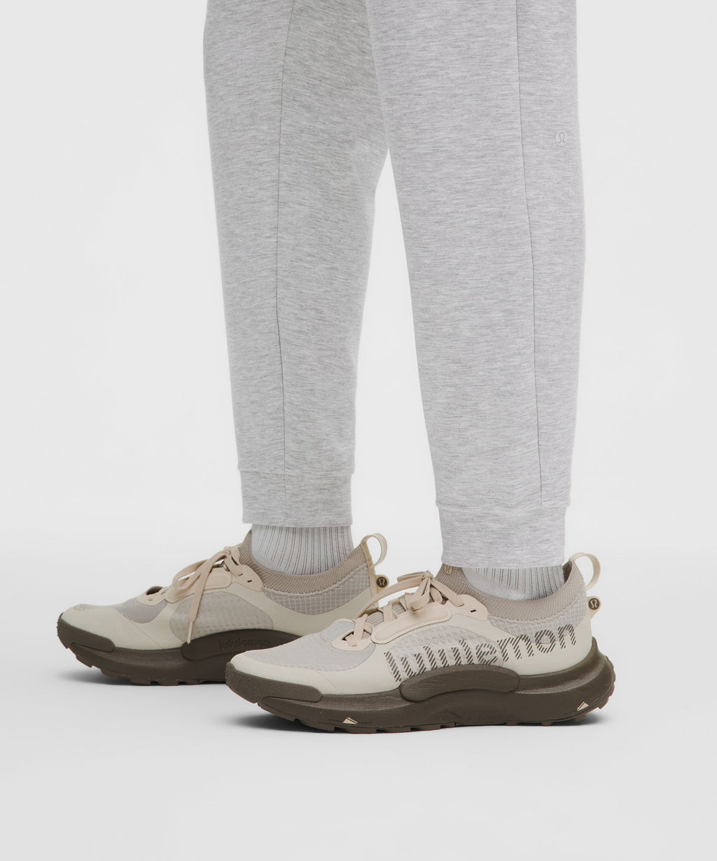 Heathered Core Ultra Light Grey