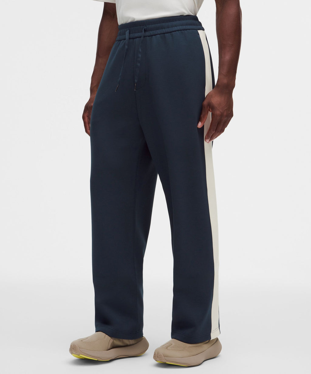 True Navy/Light Ivory