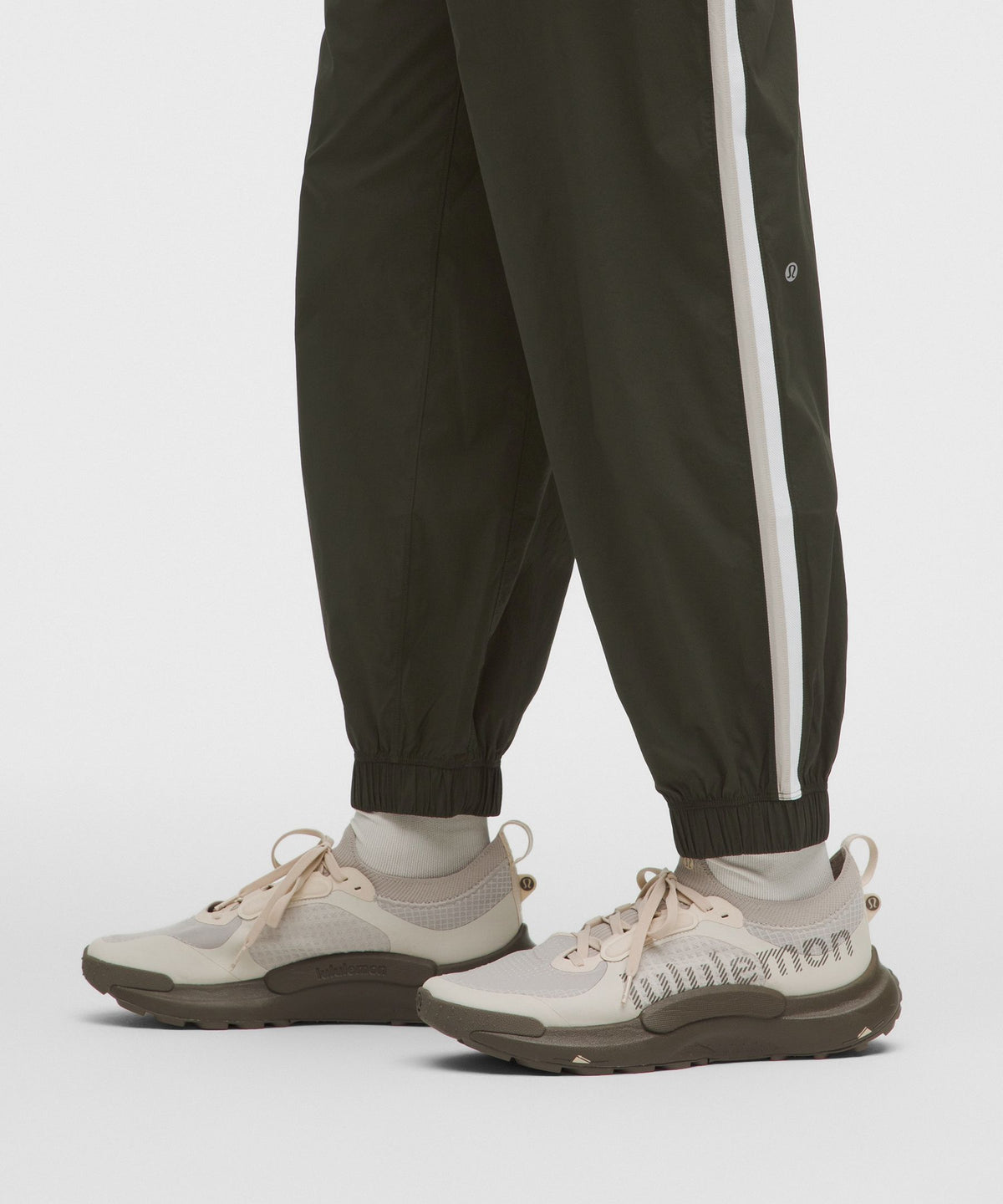 Deep Forest/White/Downtown Tan