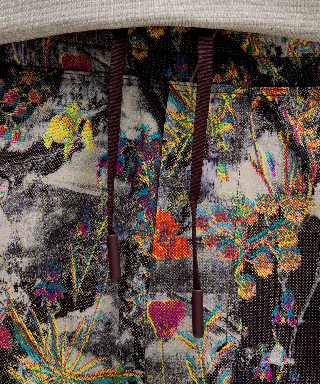Screen Flower Black Multi