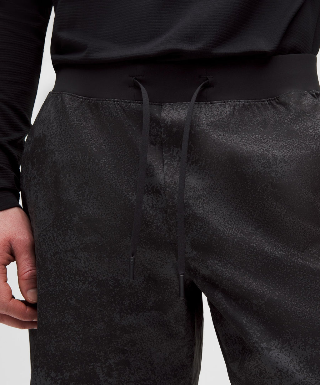 Incline Texture Black Multi