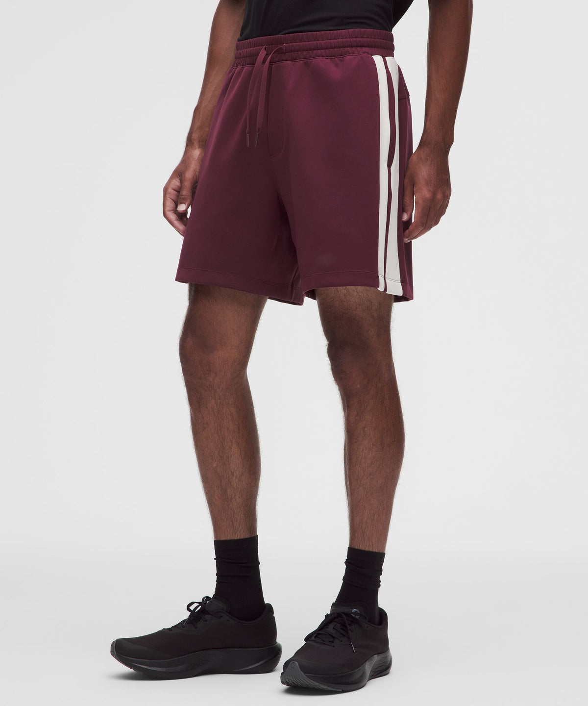 Burgundy Bay/Light Ivory