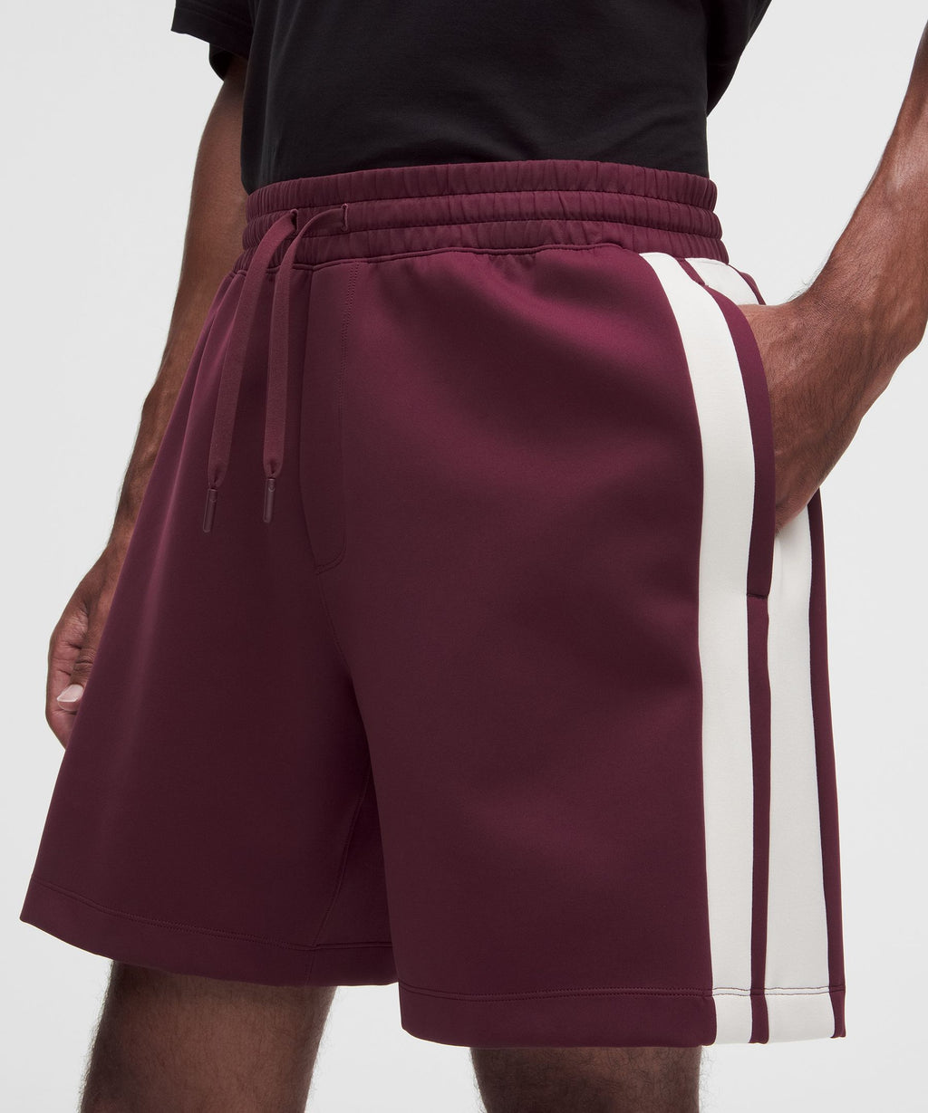 Burgundy Bay/Light Ivory