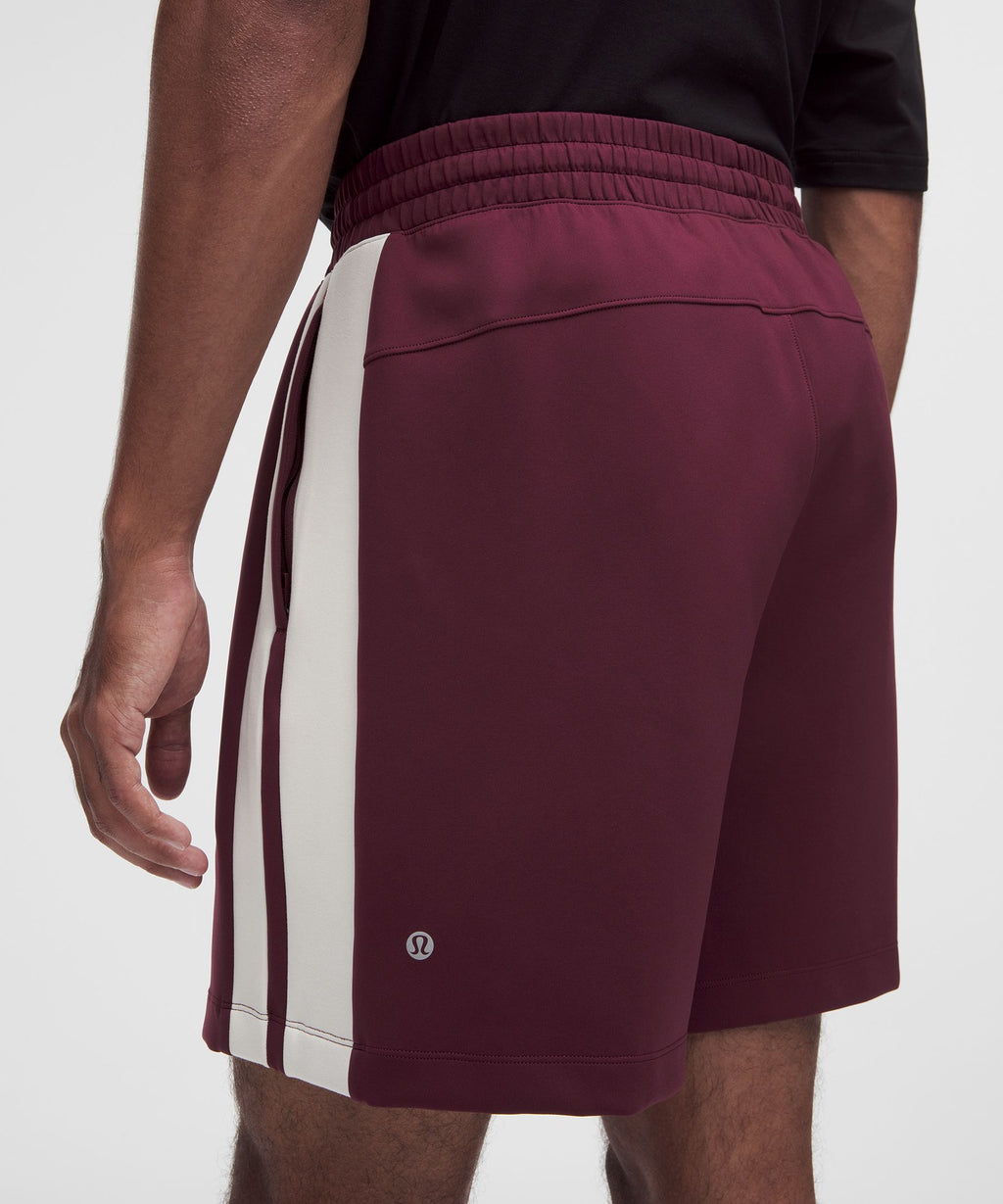 Burgundy Bay/Light Ivory