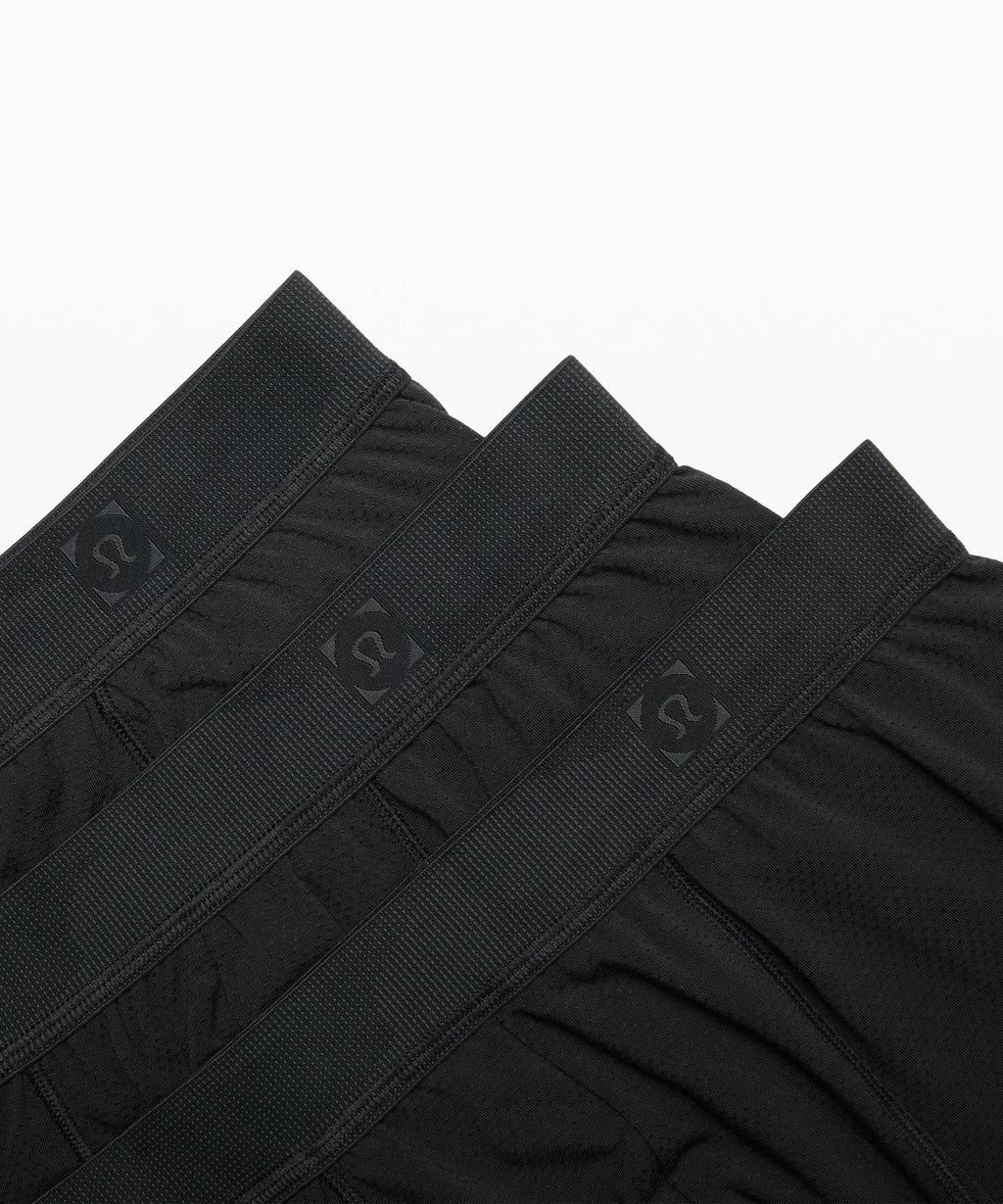 Black/Black/Black