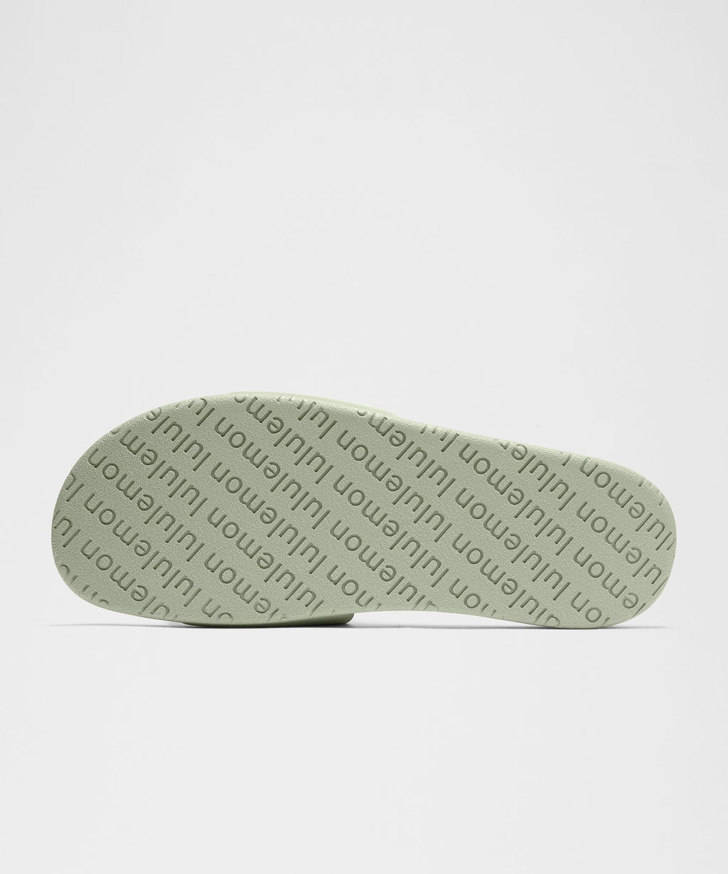 Fog Green/Fog Green/Fog Green