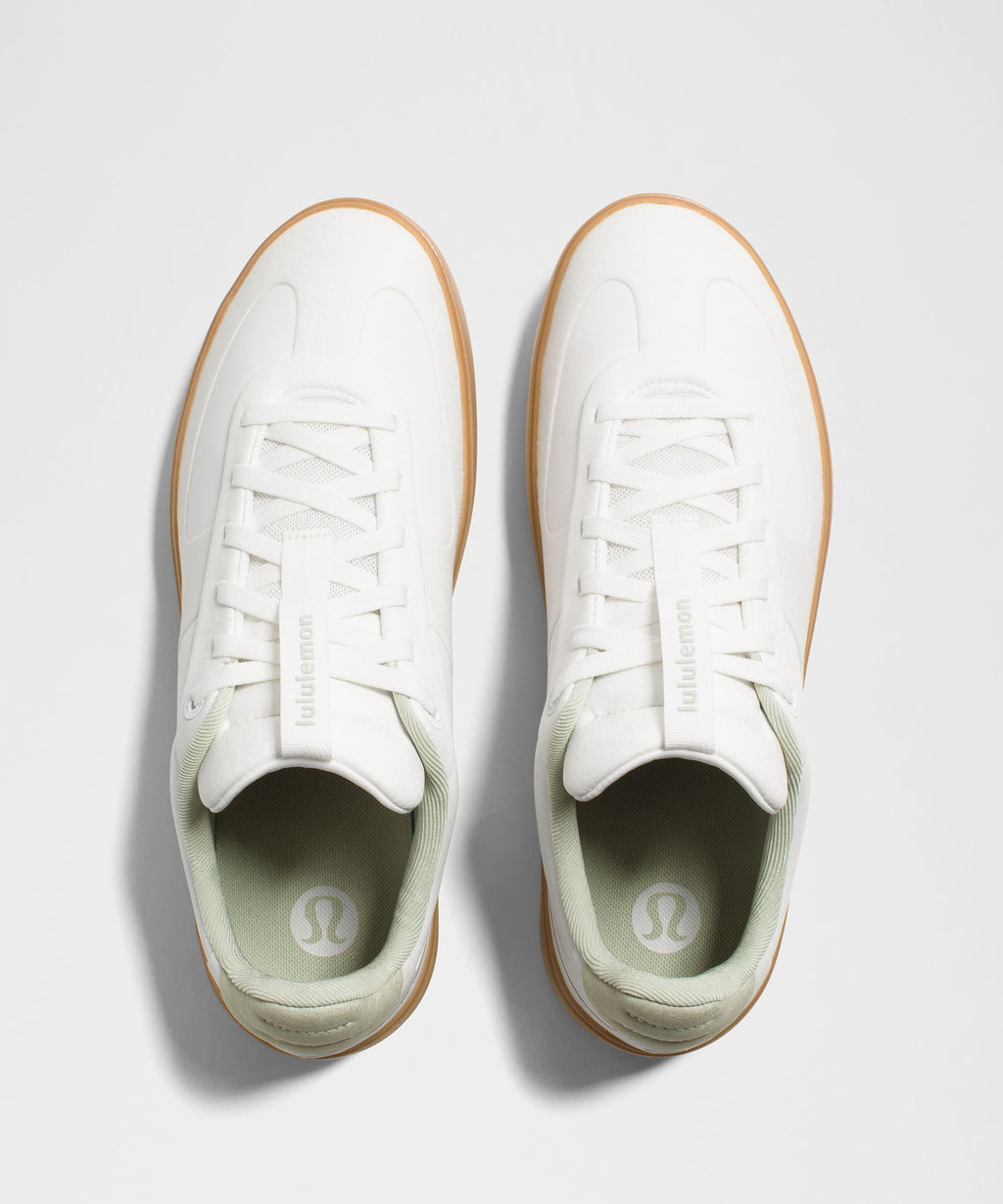 White/Filbert Tan/Fog Green