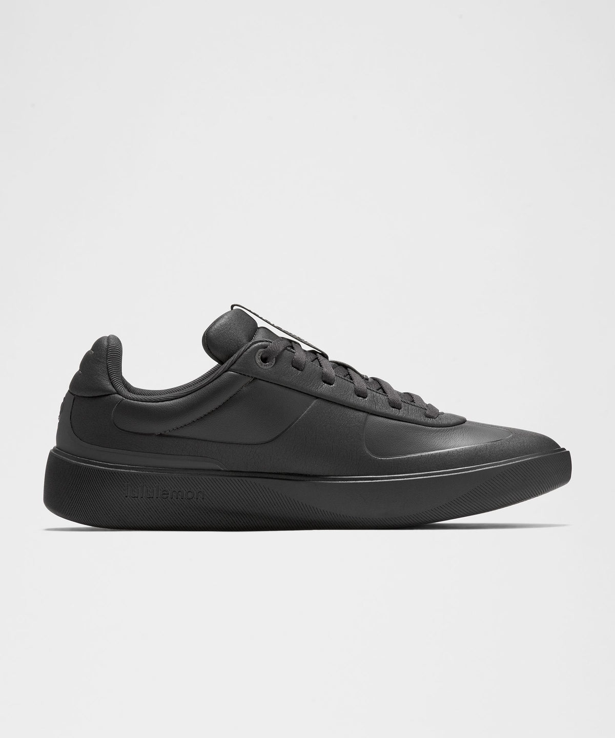 Black/Black/Black