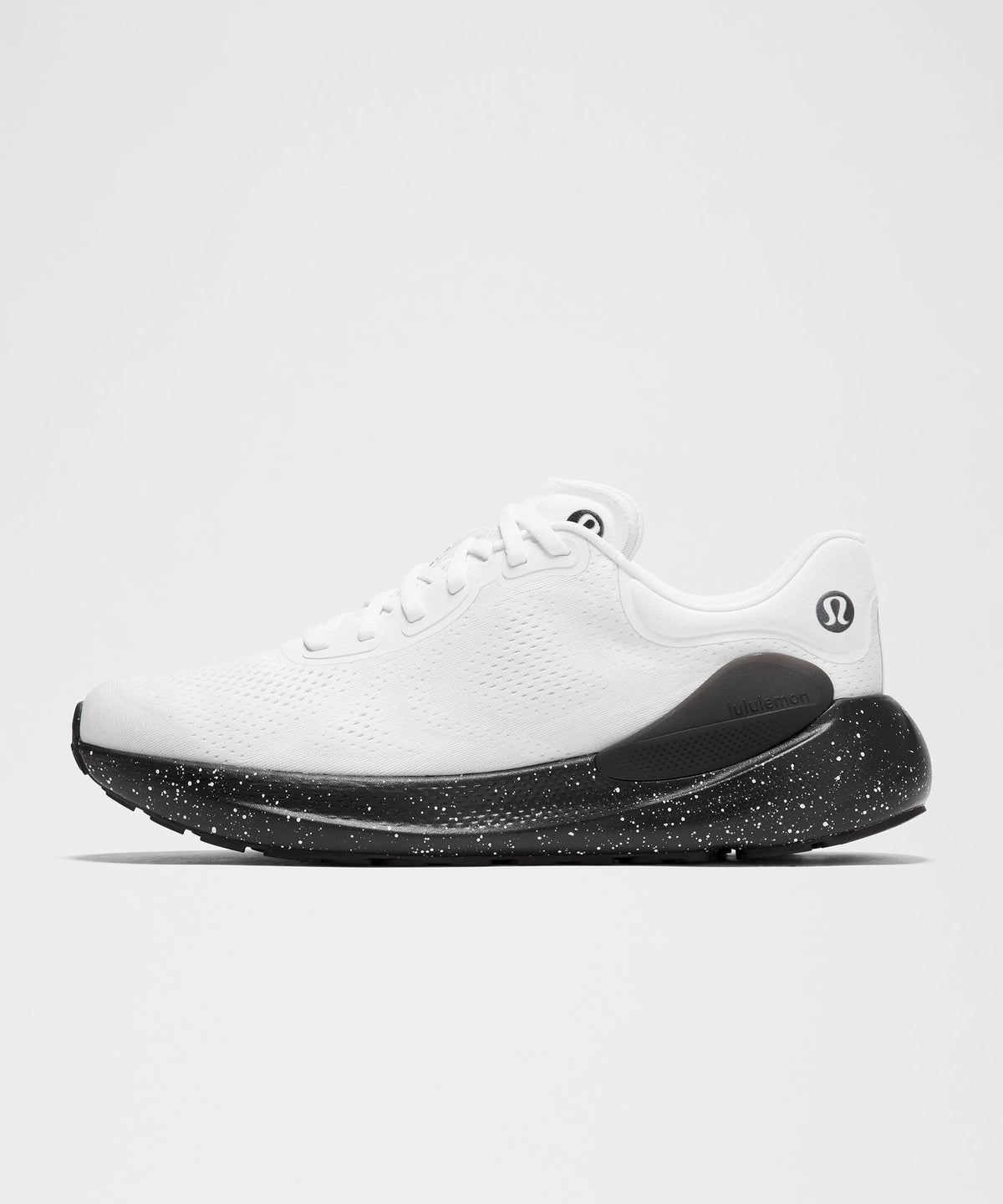 White/Black/Black