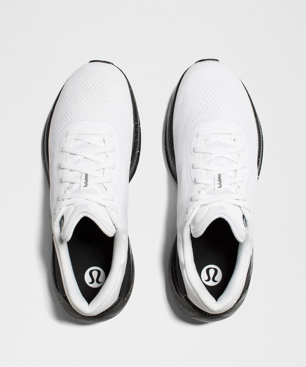 White/Black/Black
