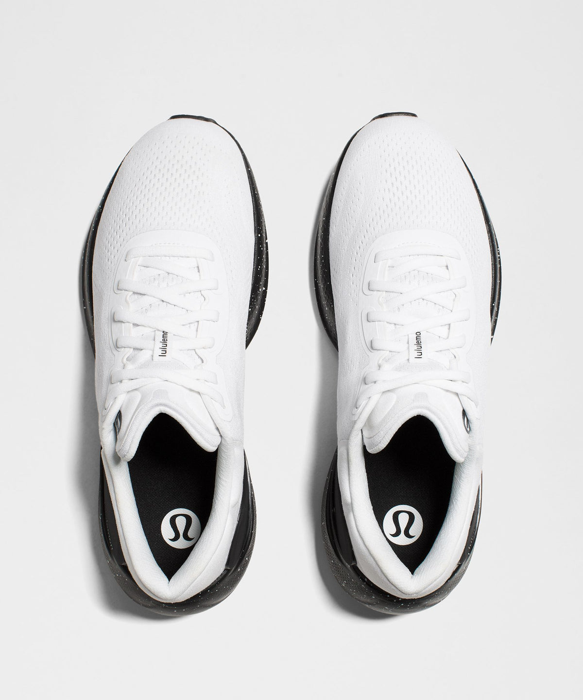 White/Black/Black