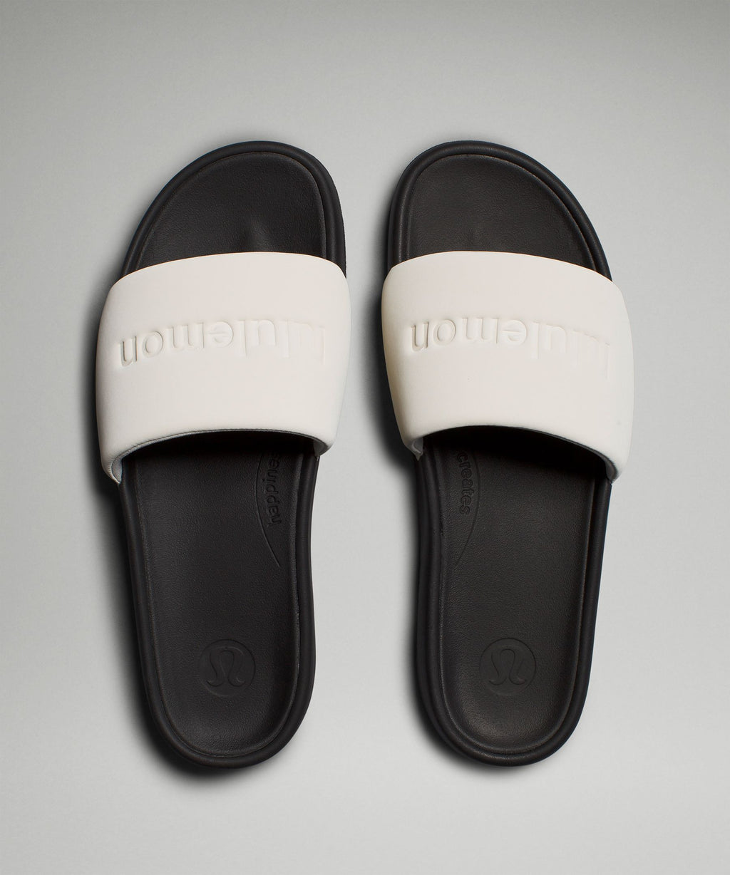Light Ivory/Black/Light Ivory