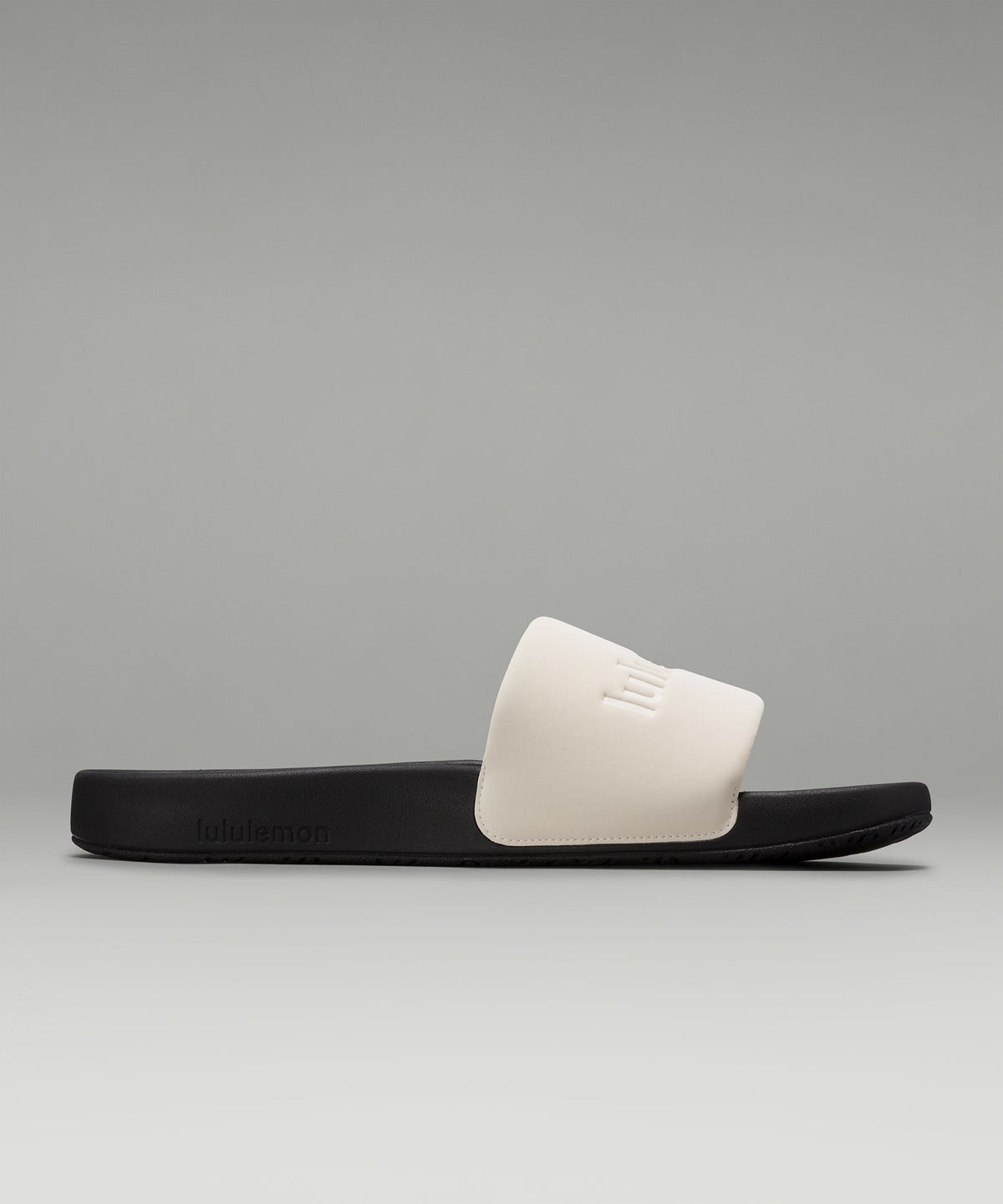 Light Ivory/Black/Light Ivory