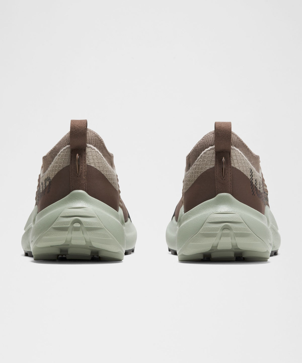 Dark Chestnut/Fog Green/Black