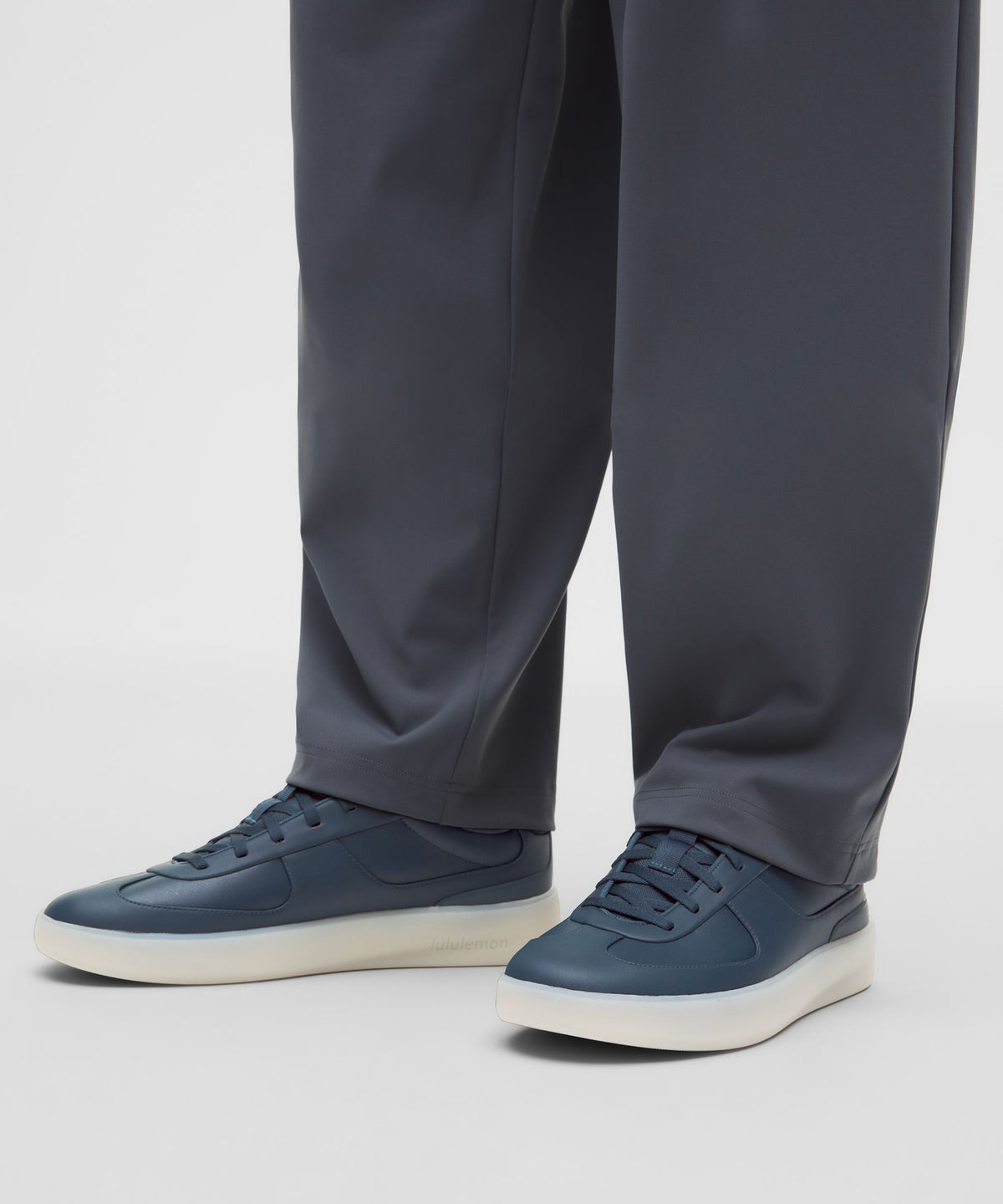 Shale Blue/Light Ivory/Black