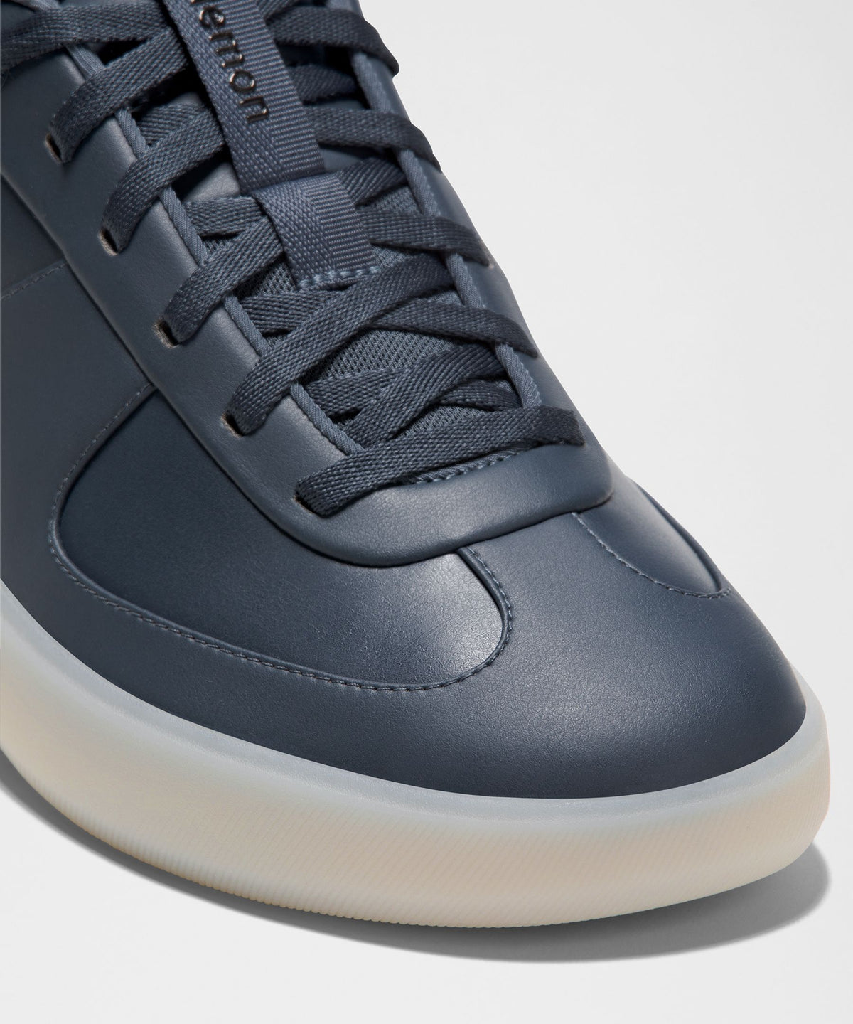 Shale Blue/Light Ivory/Black