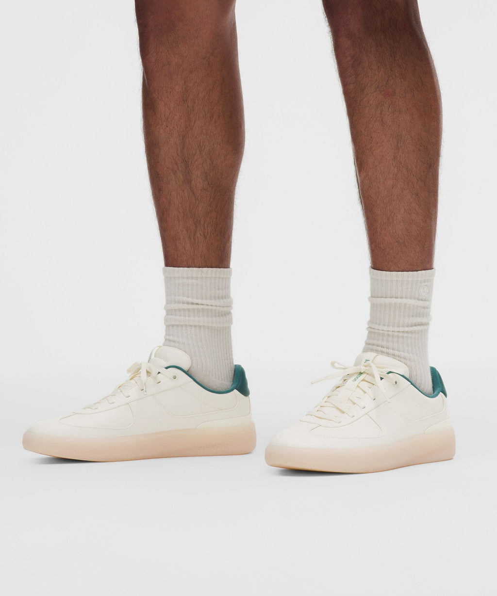 Coconut Ivory/Oat/Deep Marina