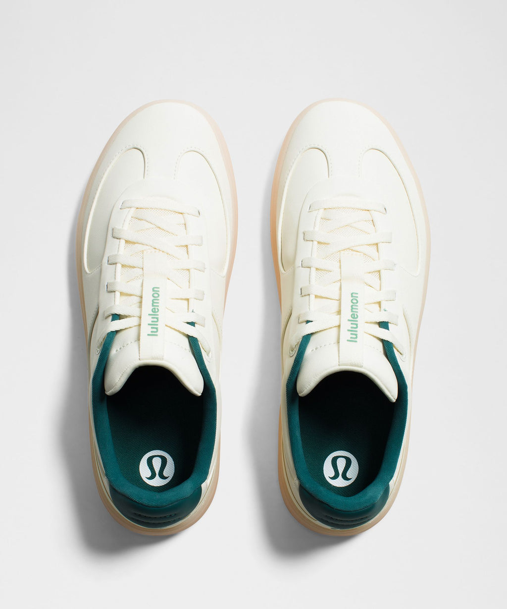 Coconut Ivory/Oat/Deep Marina