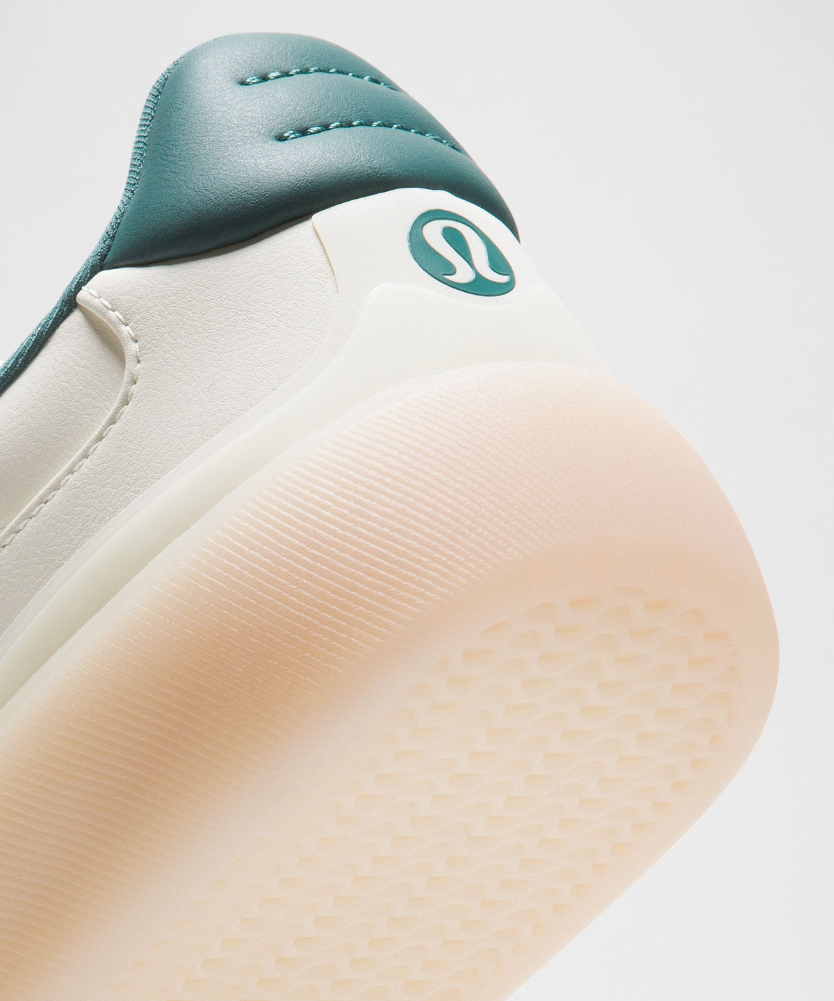 Coconut Ivory/Oat/Deep Marina
