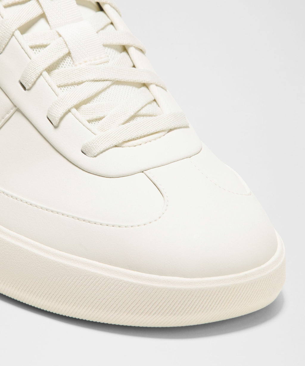 White/White/White