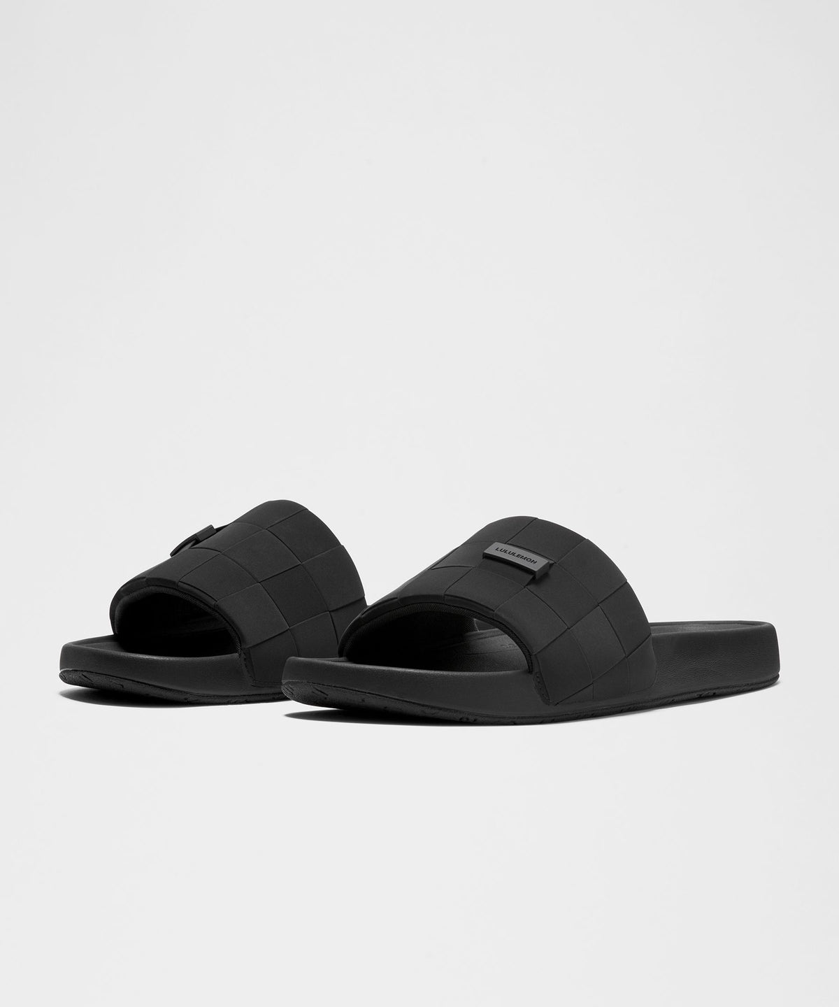 Black/Black/Black