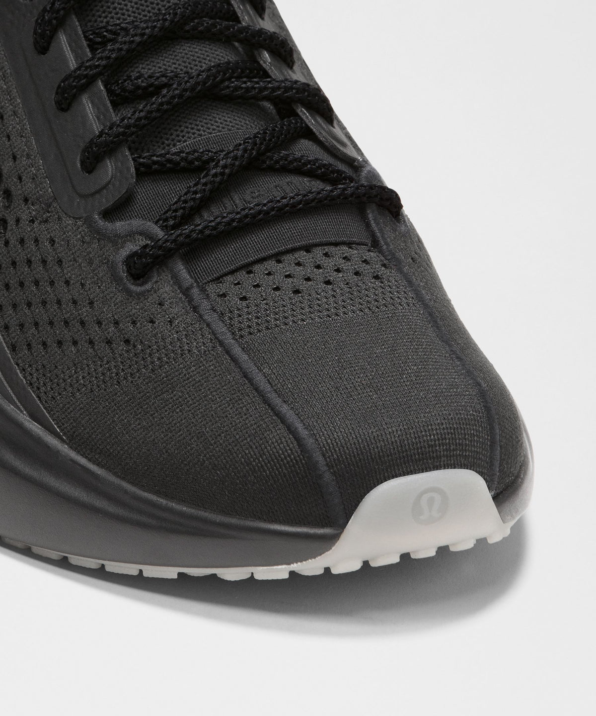 Black/Black/White