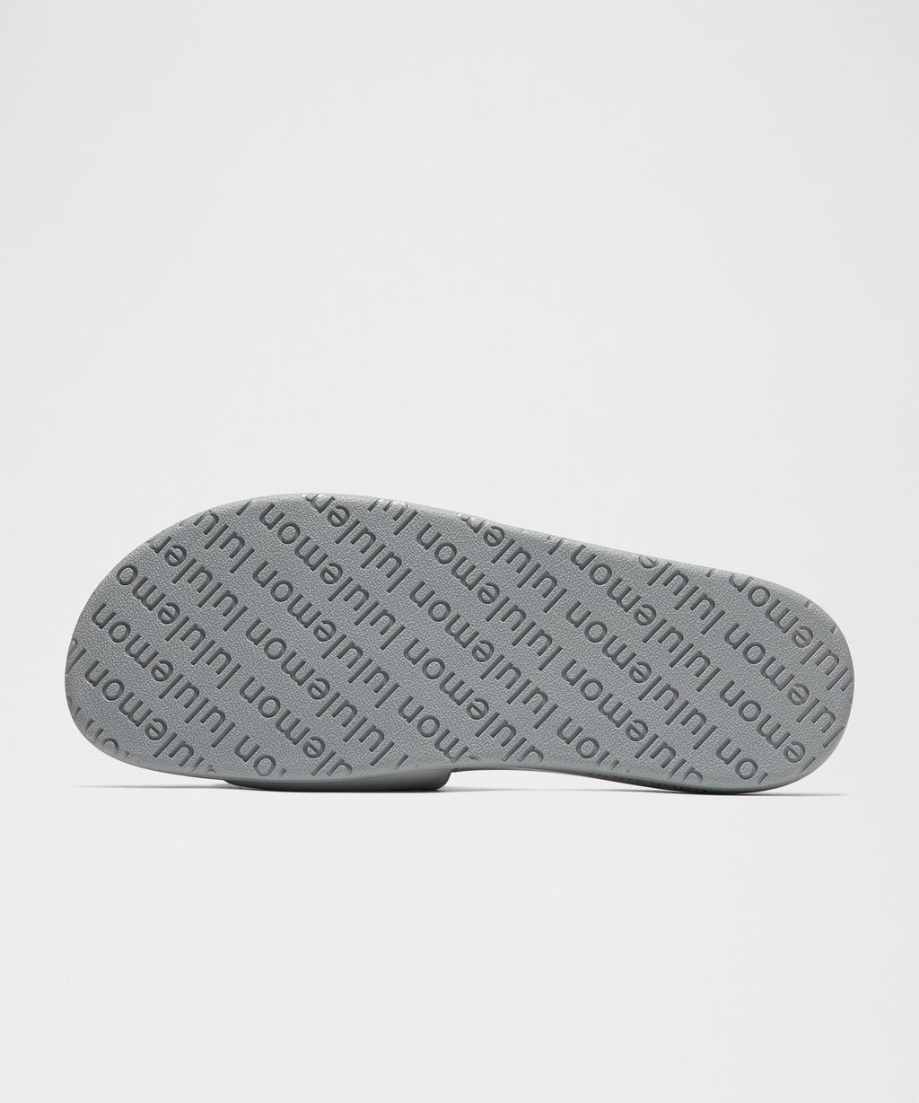 Feather Grey/Feather Grey/Feather Grey