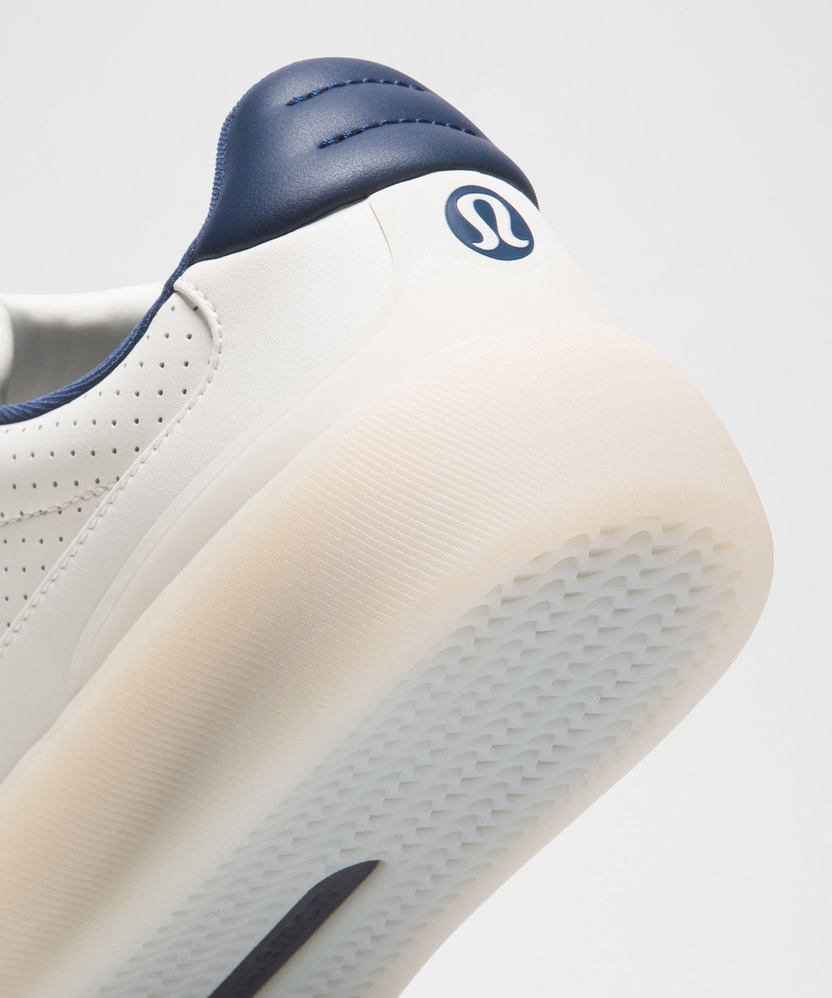 White/Club Blue/White