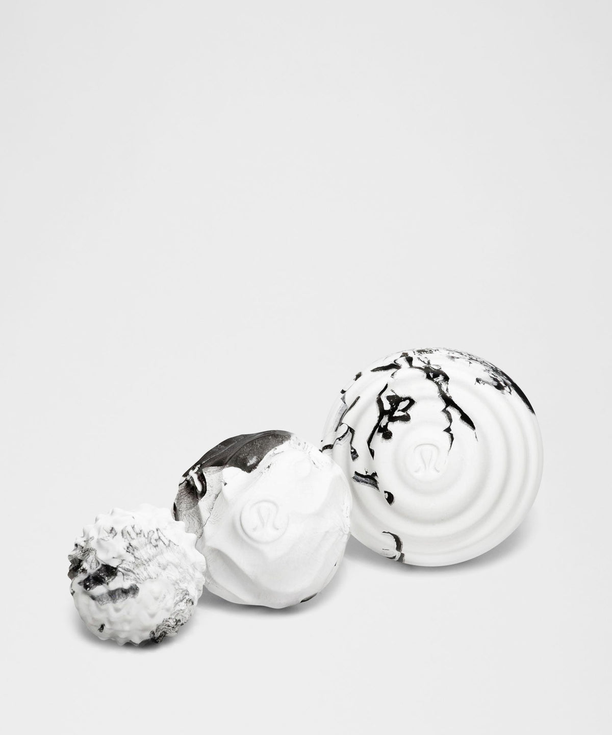 Black/White