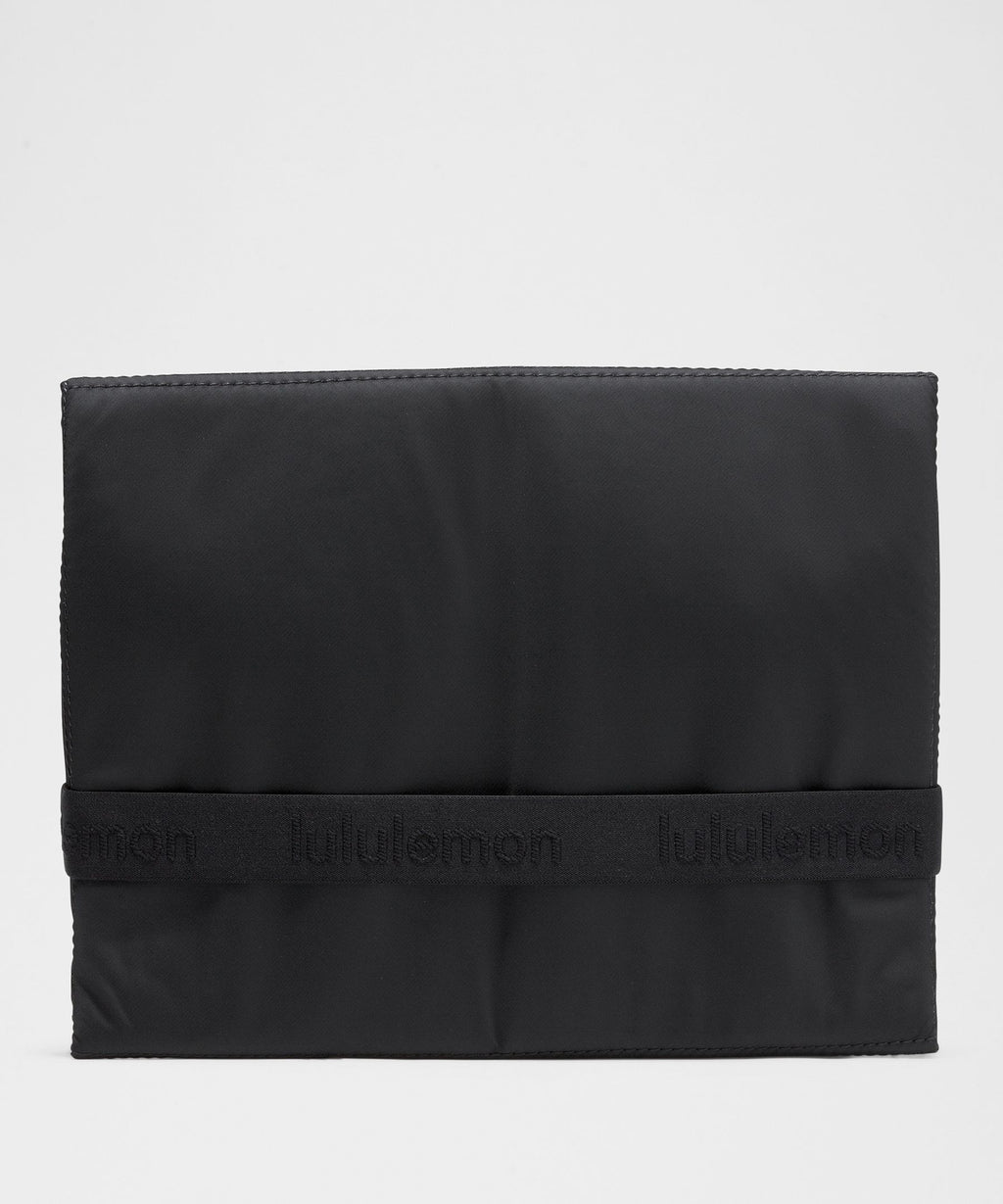 Black/Sheer Oak
