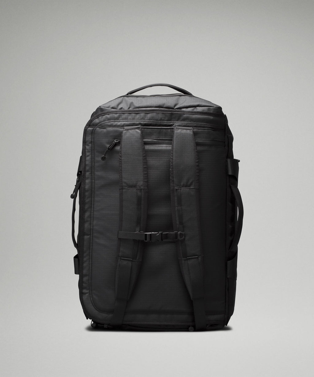 Black/Detours Welcome Emboss Black