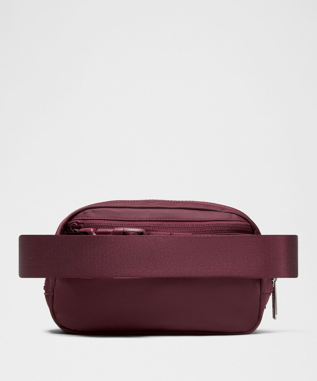 Burgundy Bay/Silver