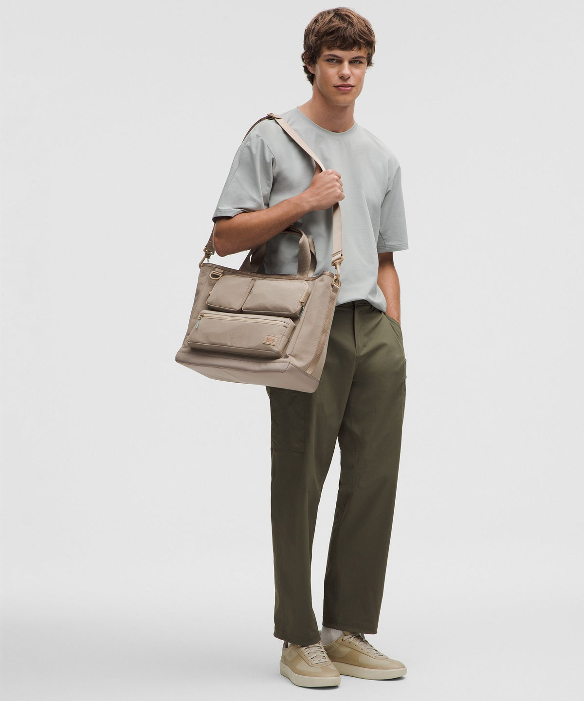 Warm Ash Grey/Sheer Oak/Crater Blue