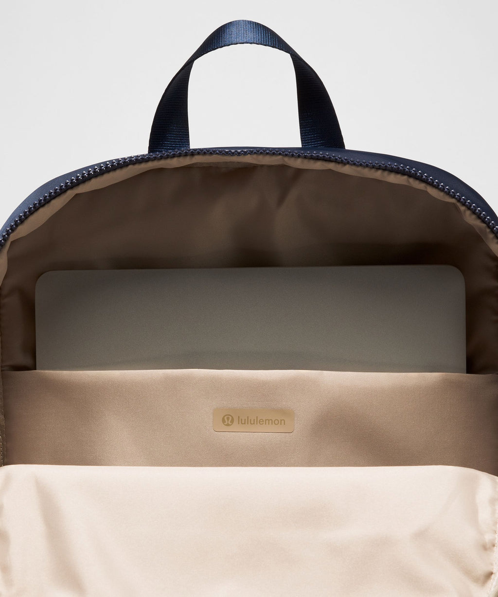 True Navy/Wacky Khaki