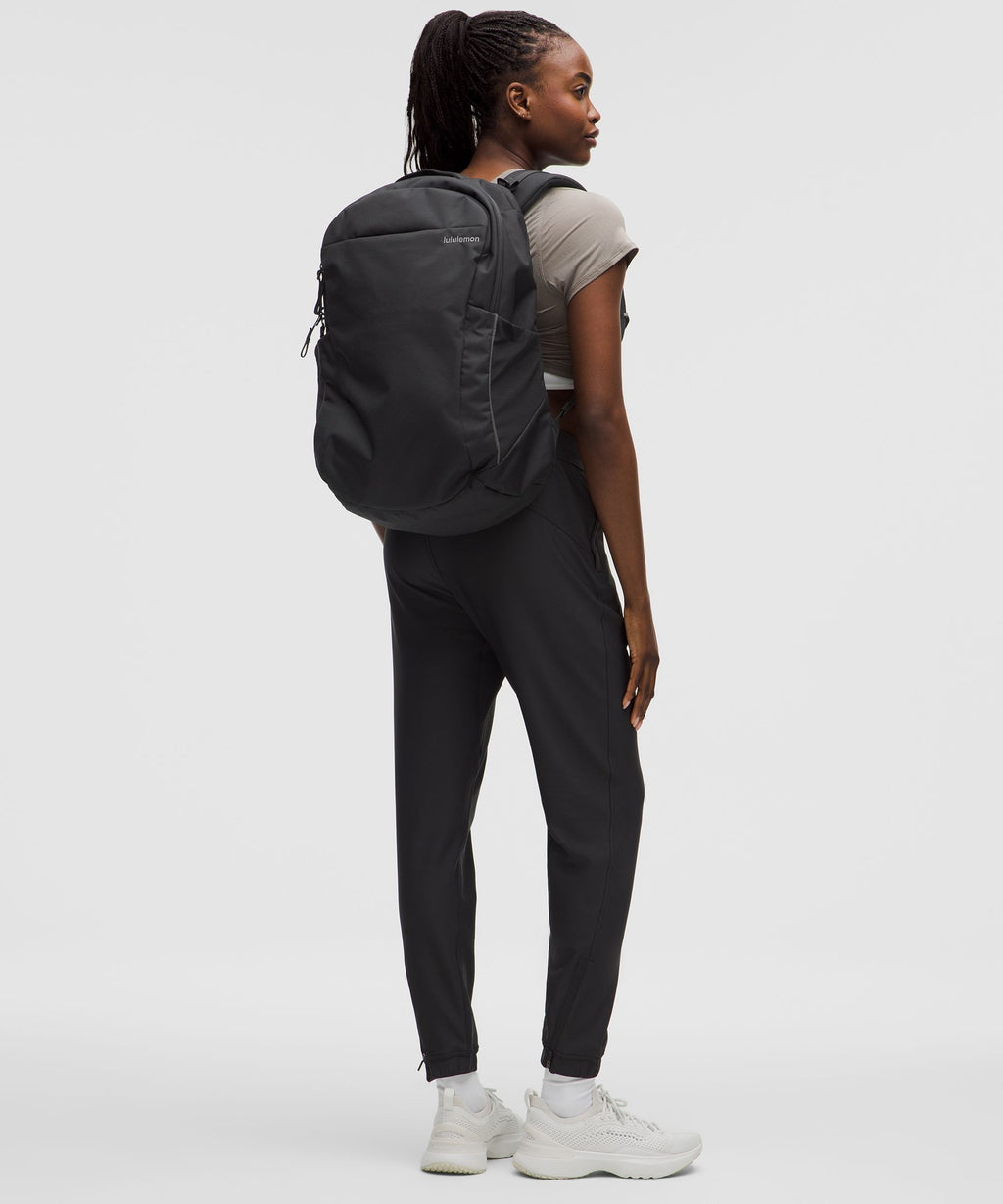 Black/Traverse Grey