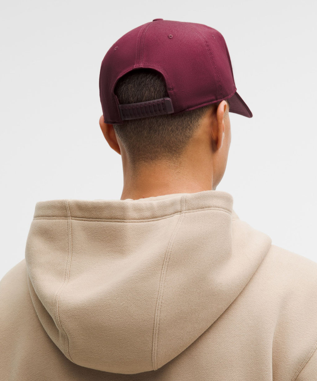 Burgundy Bay/White