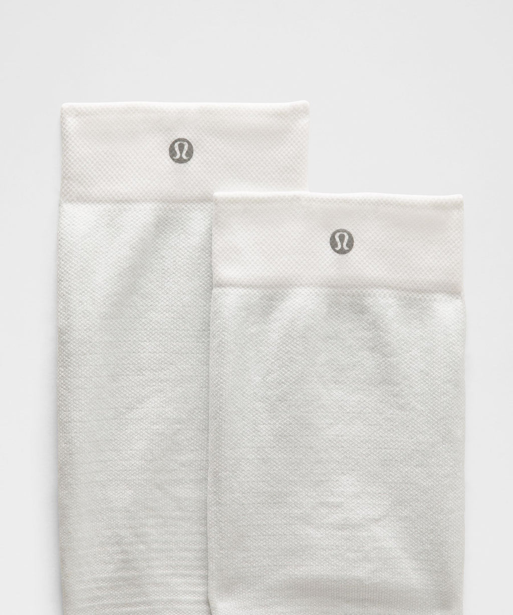White/Vapor