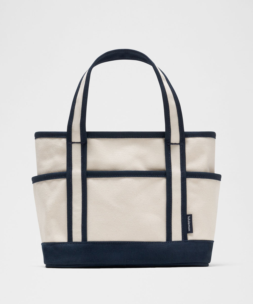 Natural/True Navy