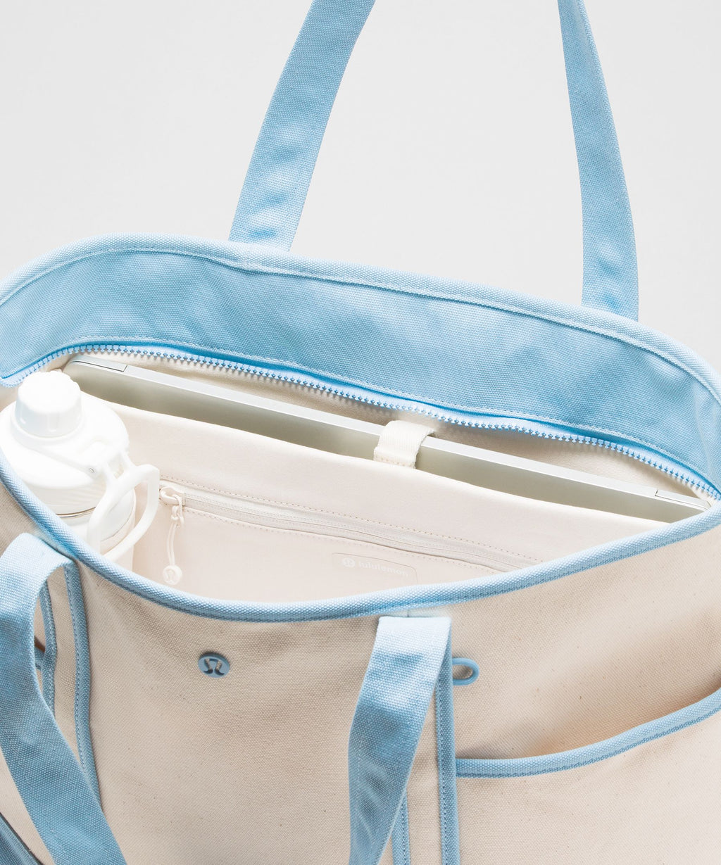 Natural/Dreamy Blue