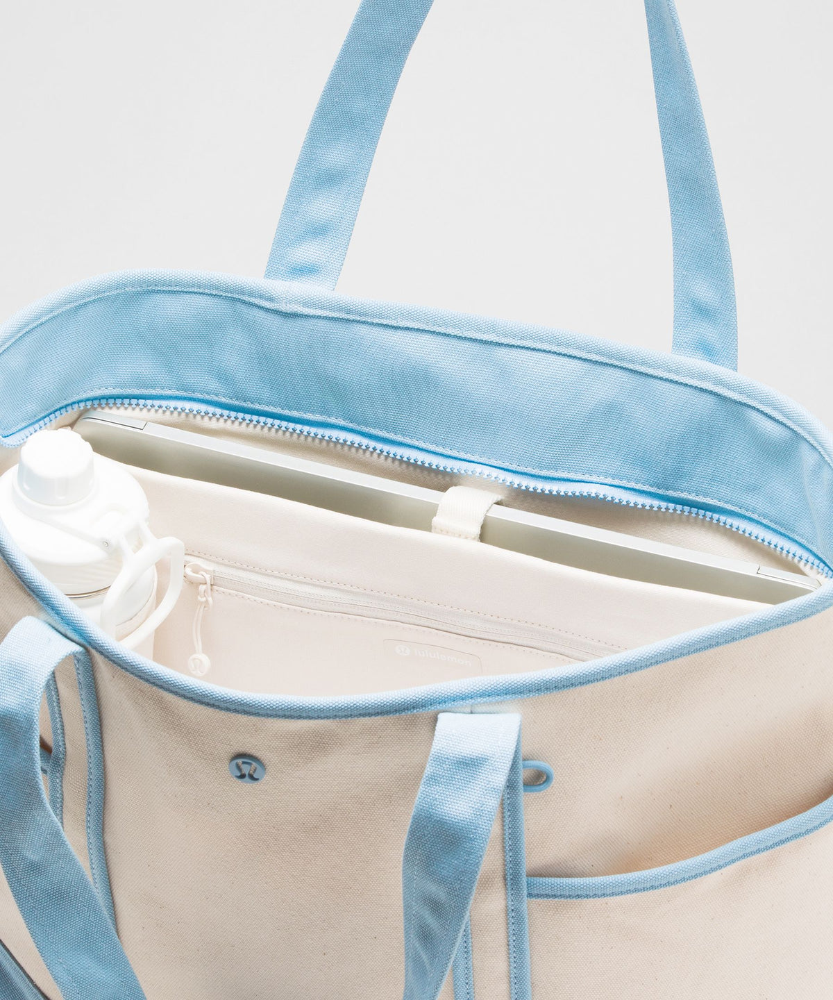 Natural/Dreamy Blue