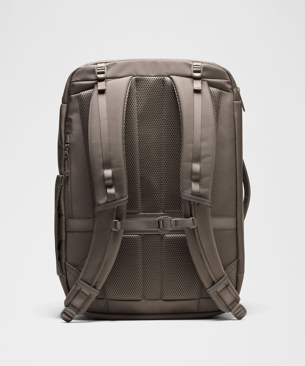 Nomad/Wacky Khaki