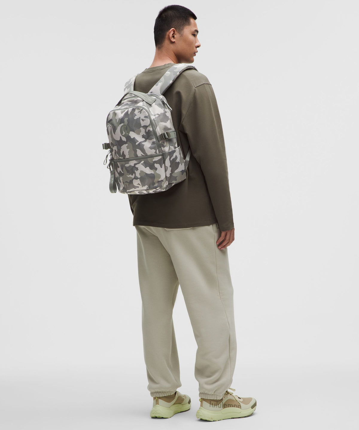 Floral Camo Grey Multi/Grey Sage/Silver