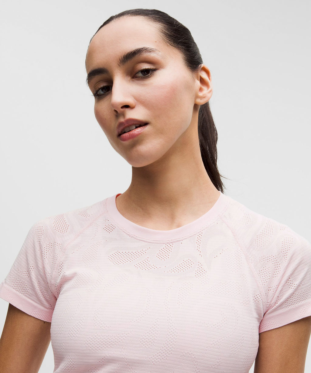 Perforated Paisley Pink Pearl