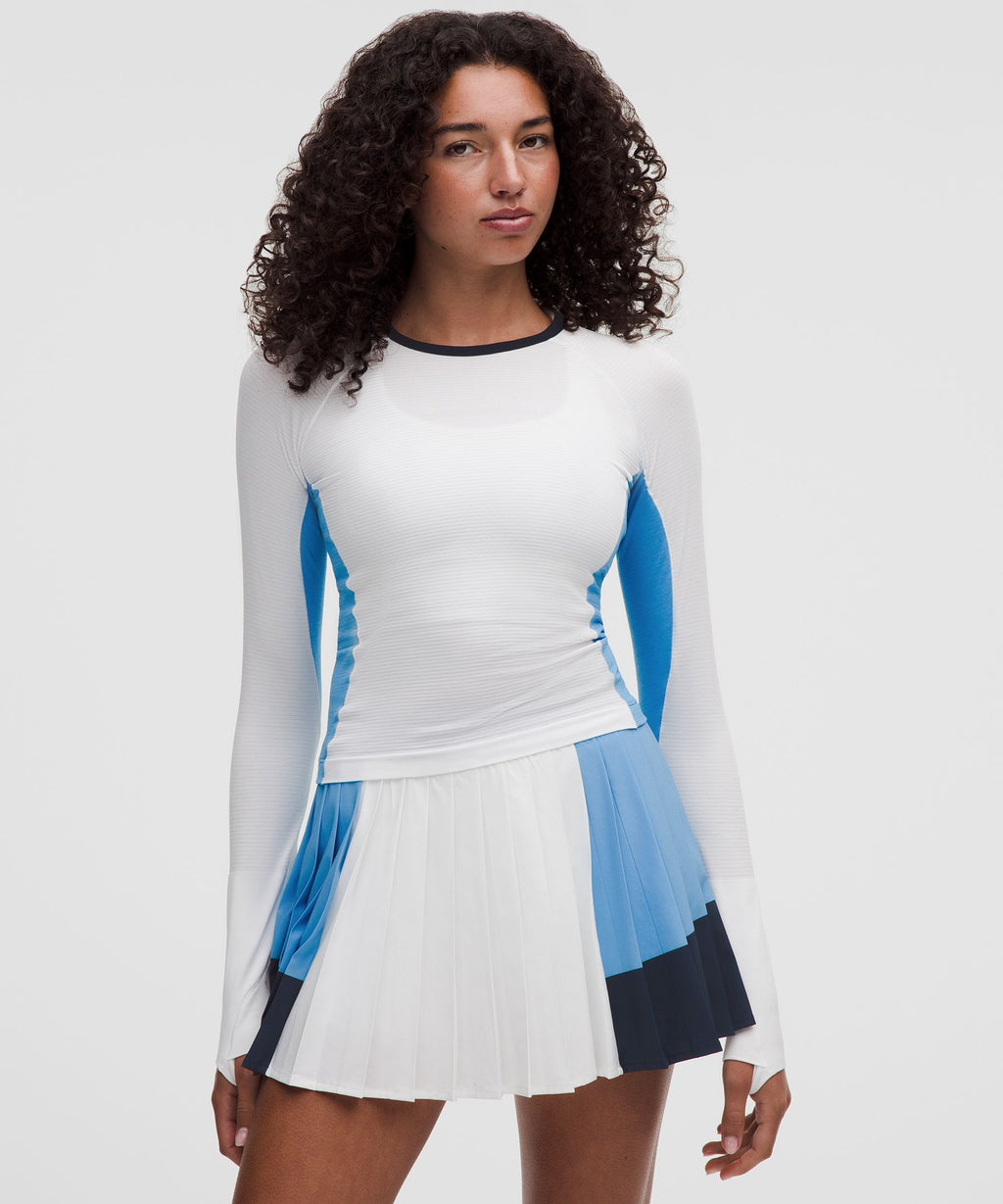 White/Ocean Wave/True Navy