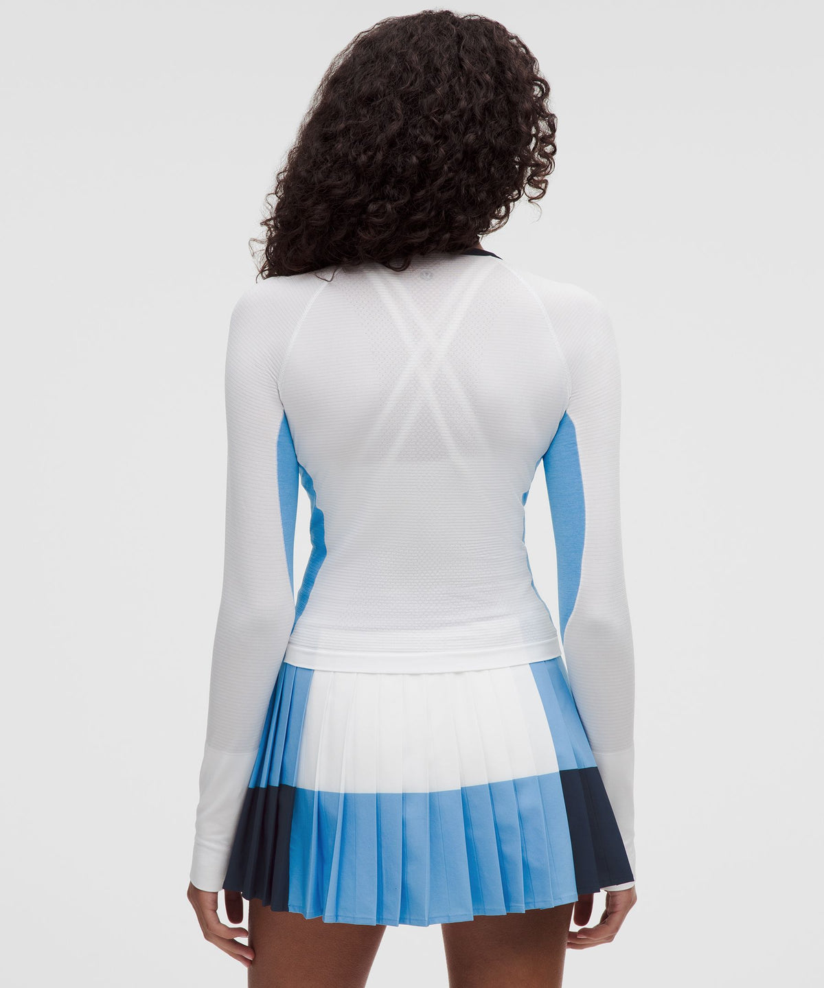 White/Ocean Wave/True Navy