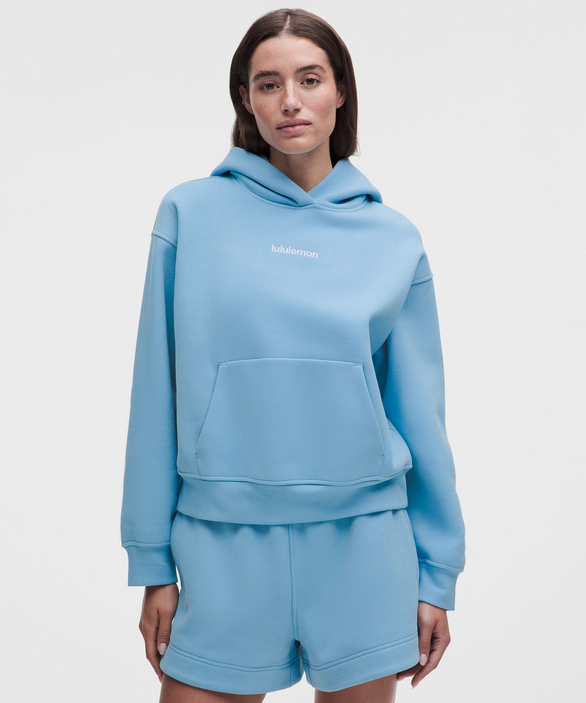 Dreamy Blue/White