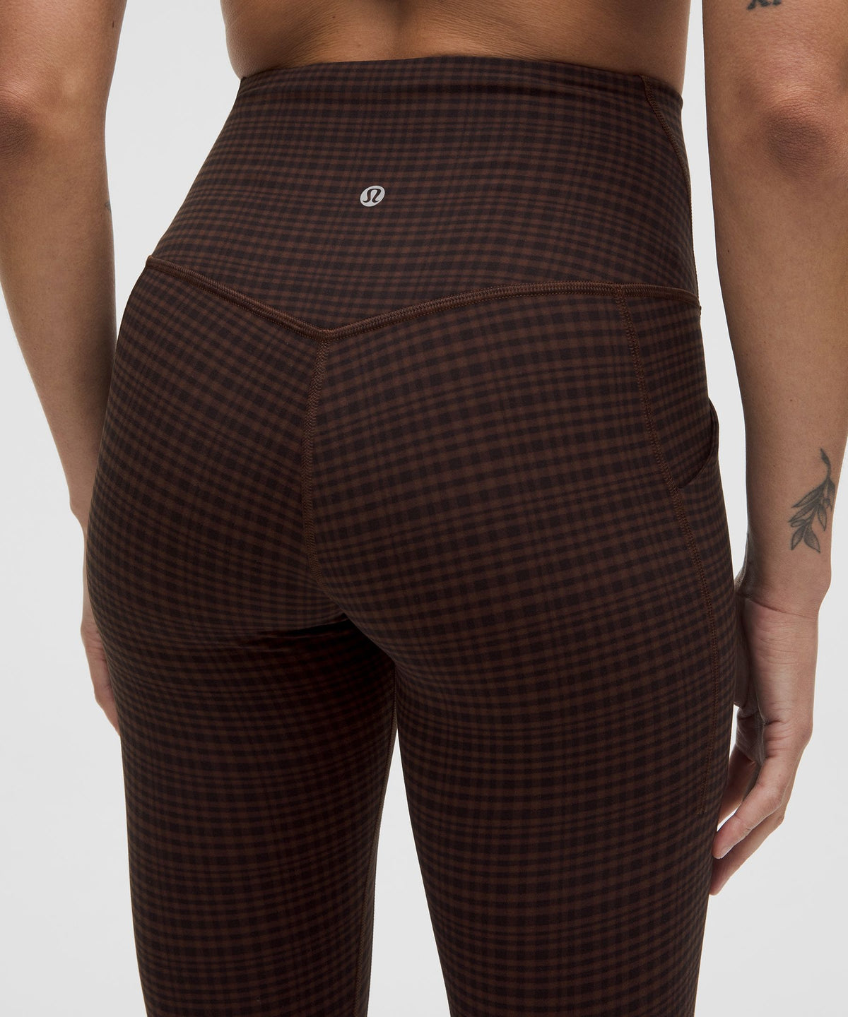 Glow Grid Lava Cake Multi