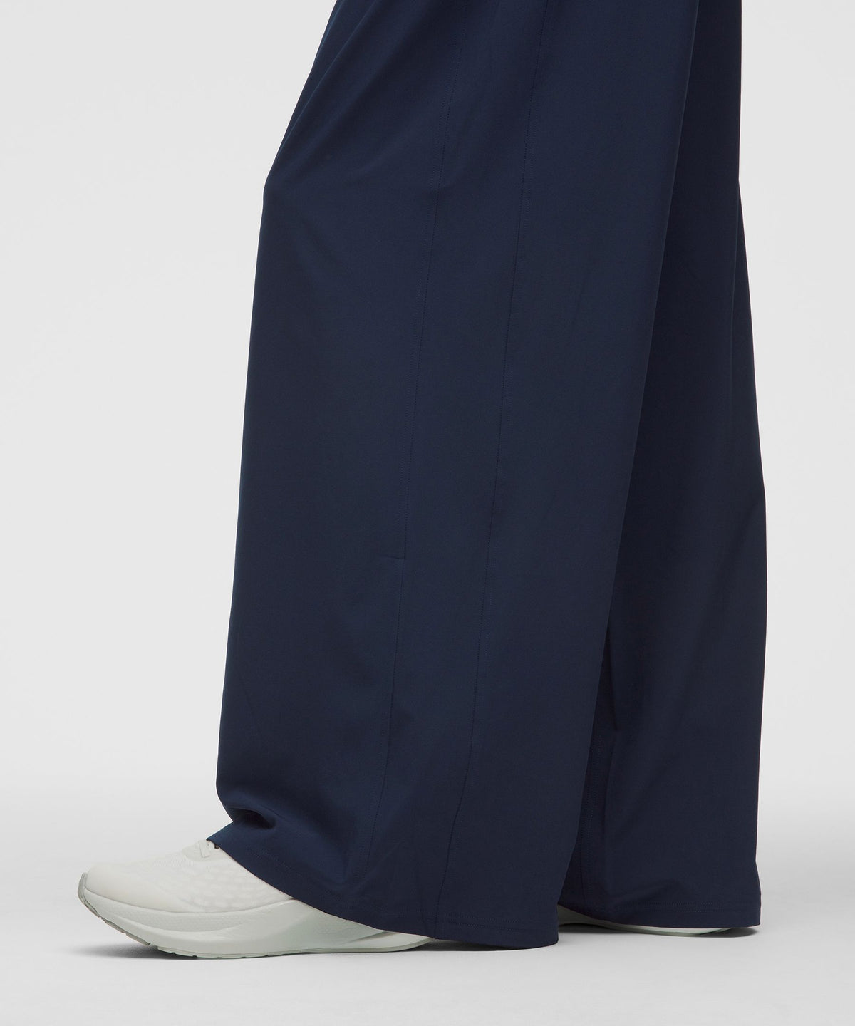 Club Blue/White